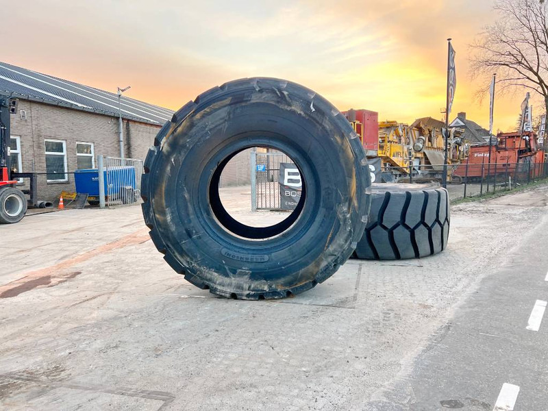 Michelin X Mine D2 45/65R45 Tyre x 2 - Pneumatiky a disky pre Stavebné stroje: obrázok 3 Michelin X Mine D2 45/65R45 Tyre x 2 - Pneumatiky a disky pre Stavebné stroje: obrázok 3