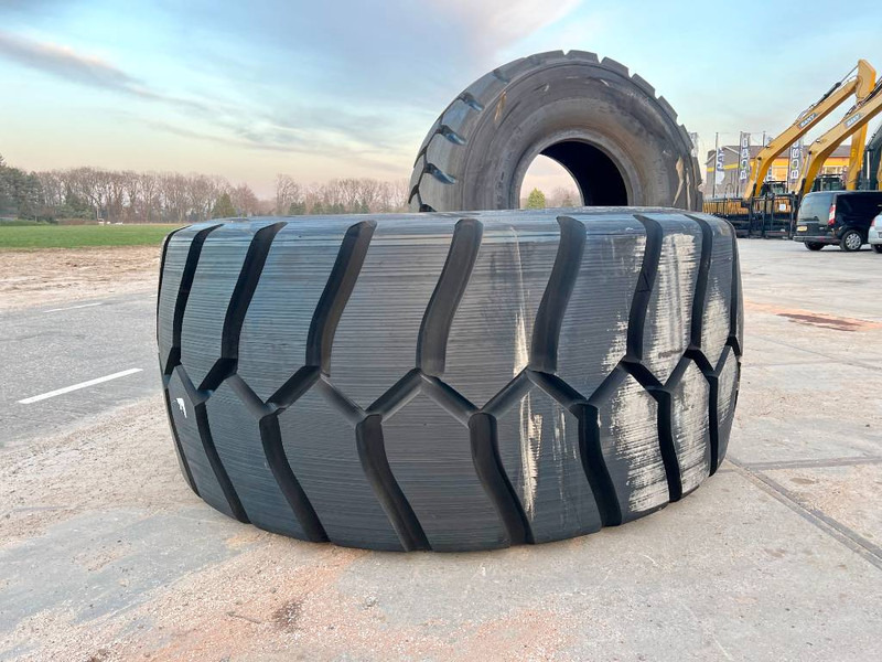 Michelin X Mine D2 45/65R45 Tyre x 2 - Pneumatiky a disky pre Stavebné stroje: obrázok 5 Michelin X Mine D2 45/65R45 Tyre x 2 - Pneumatiky a disky pre Stavebné stroje: obrázok 5
