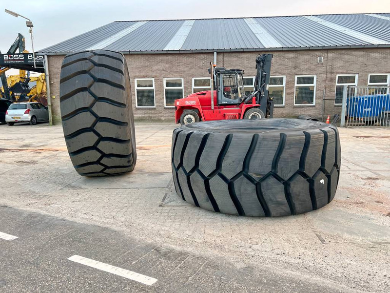 Michelin X Mine D2 45/65R45 Tyre x 2 - Pneumatiky a disky pre Stavebné stroje: obrázok 4 Michelin X Mine D2 45/65R45 Tyre x 2 - Pneumatiky a disky pre Stavebné stroje: obrázok 4