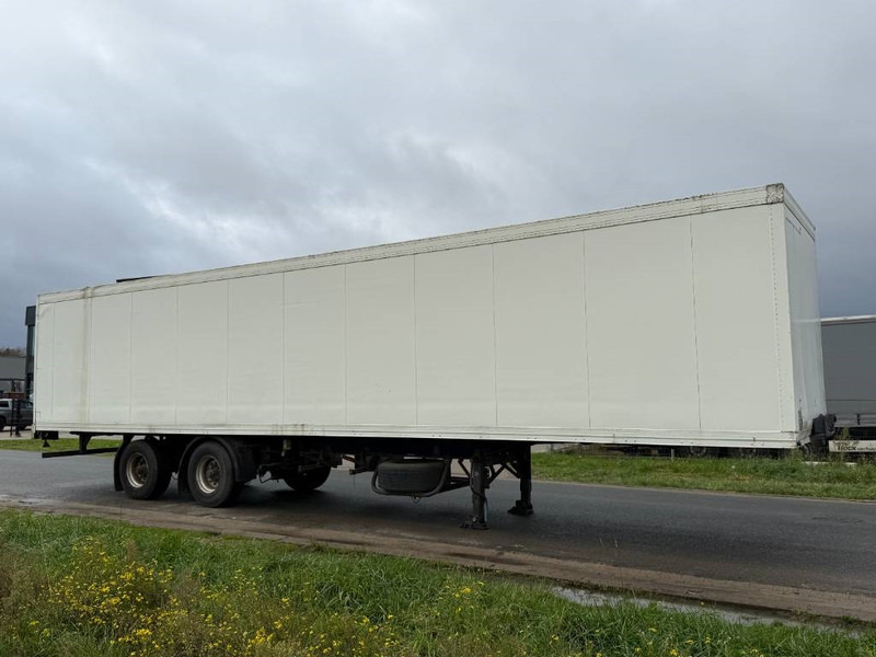 Schmitz Cargobull SKO 20 - Automatic Greasing / Forced Steering - Náves skriňové: obrázok 4 Schmitz Cargobull SKO 20 - Automatic Greasing / Forced Steering - Náves skriňové: obrázok 4