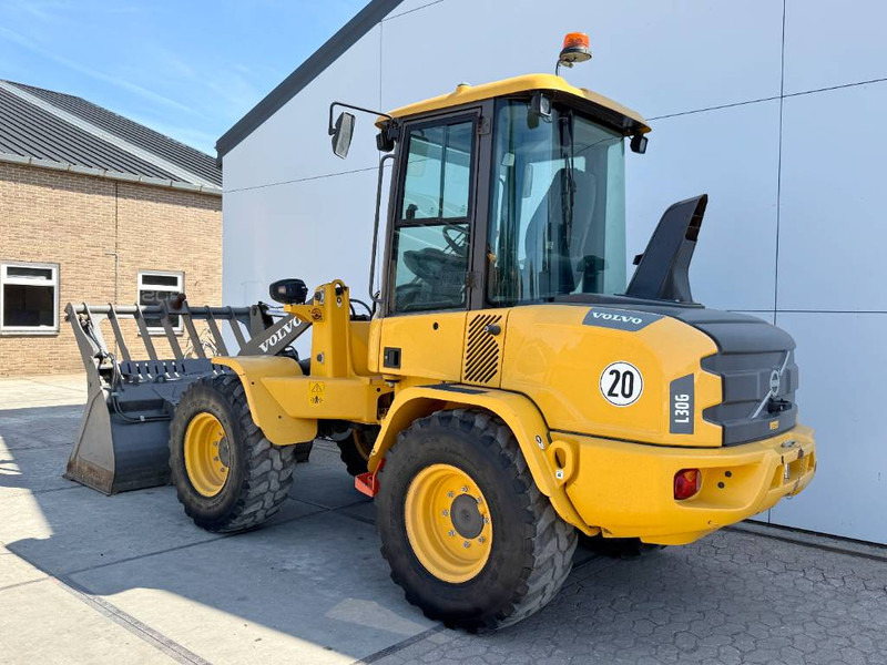 Volvo L30G - German Machine / 3rd Function - Kolesový nakladač: obrázok 3 Volvo L30G - German Machine / 3rd Function - Kolesový nakladač: obrázok 3