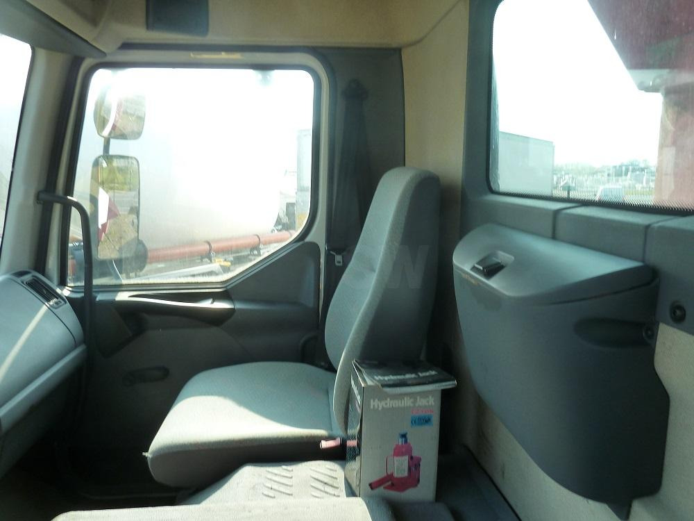 Renault Kerax 420 DCI - Sklápač: obrázok 3 Renault Kerax 420 DCI - Sklápač: obrázok 3