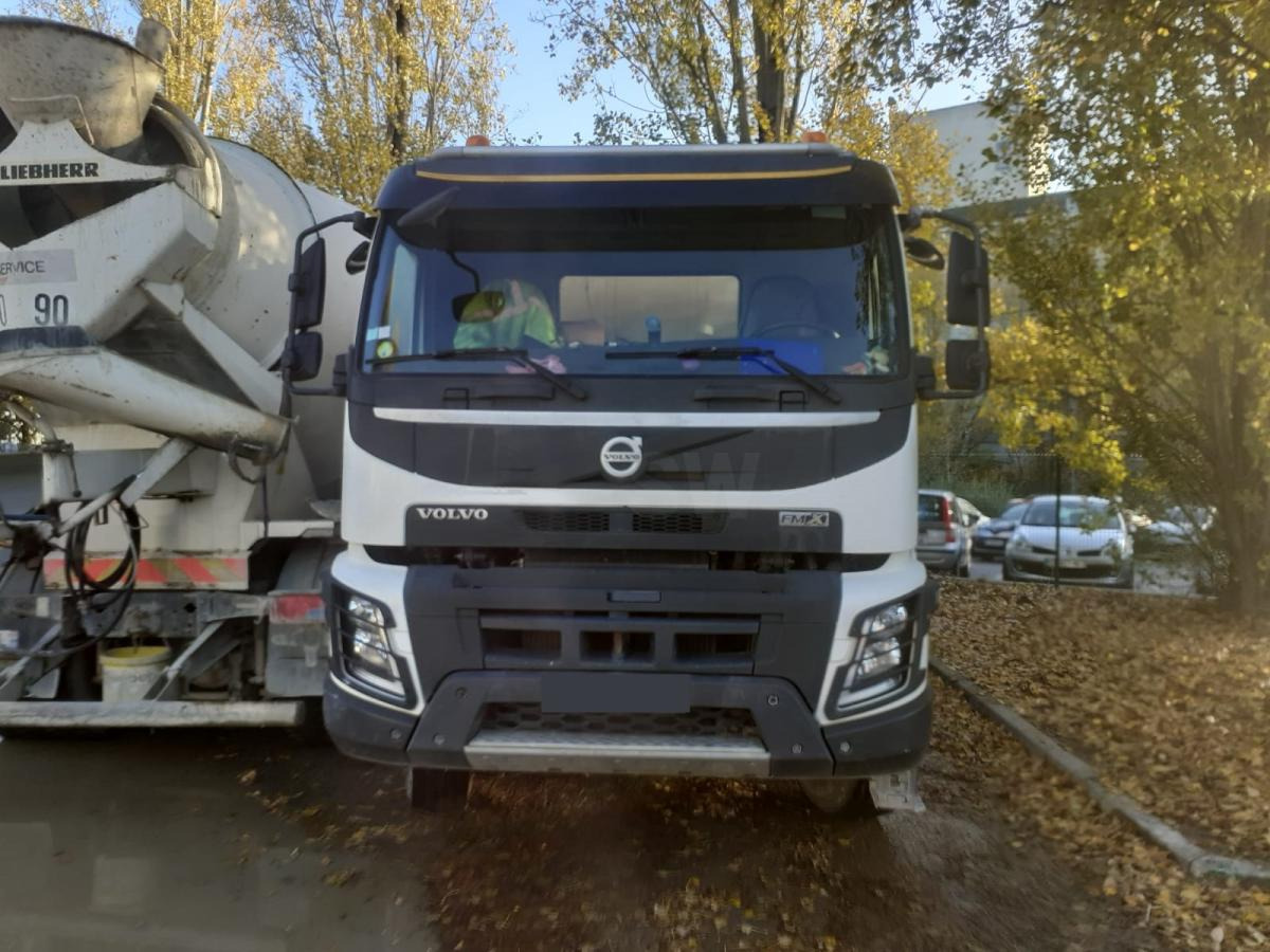 Volvo FMX 410 - Domiešavač: obrázok 1 Volvo FMX 410 - Domiešavač: obrázok 1