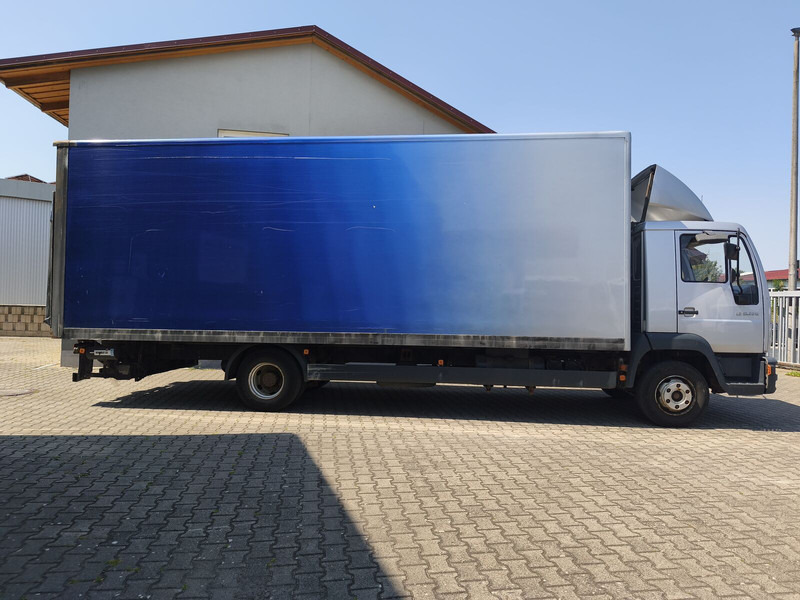MAN LE 10.220 - Skříňový nákladní auto: obrázok 4 MAN LE 10.220 - Skříňový nákladní auto: obrázok 4
