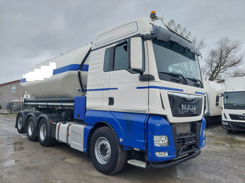 MAN TGX 35.440 Silo Euro 6 8x4 Lift+Lenk Klima (5) - Nákladné auto: obrázok 2 MAN TGX 35.440 Silo Euro 6 8x4 Lift+Lenk Klima (5) - Nákladné auto: obrázok 2