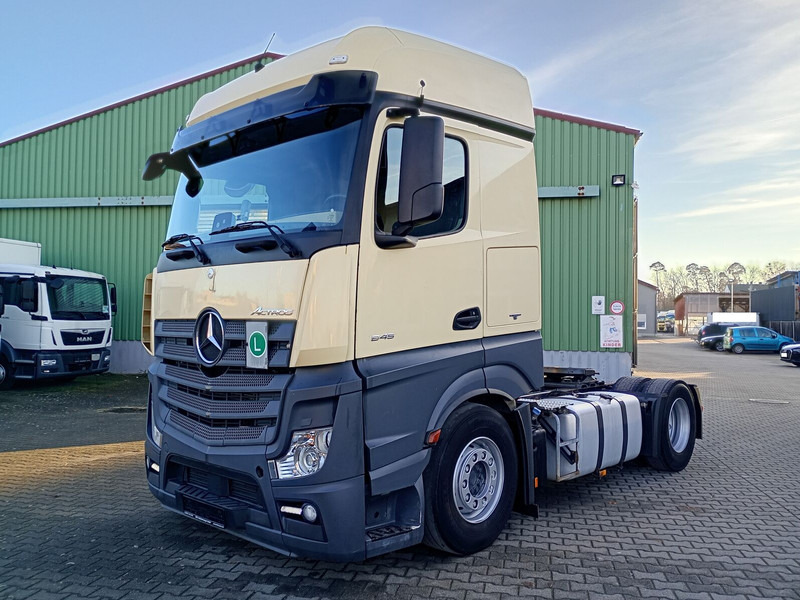 Mercedes-Benz Actros 1845 - Ťahač: obrázok 1 Mercedes-Benz Actros 1845 - Ťahač: obrázok 1