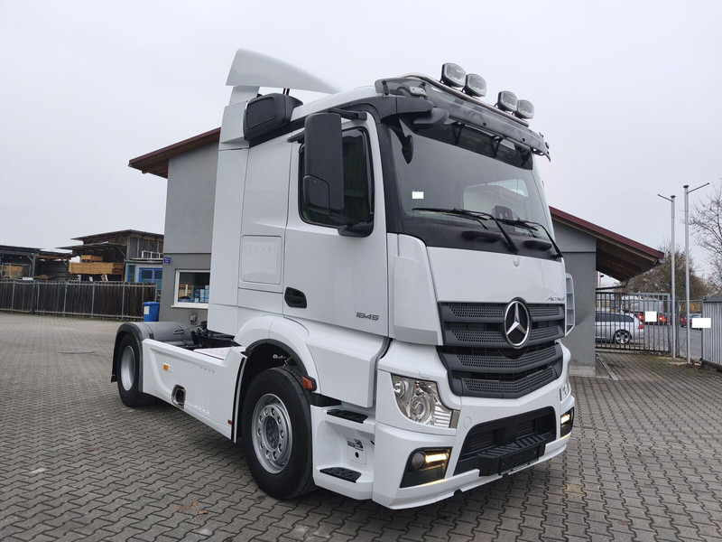 Mercedes-Benz Actros 1845 Sattelzugmaschine Euro 6 4x2 - Ťahač: obrázok 1 Mercedes-Benz Actros 1845 Sattelzugmaschine Euro 6 4x2 - Ťahač: obrázok 1