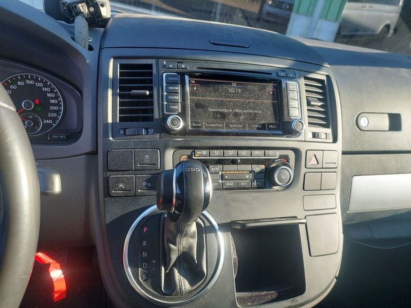 Minibus, Mikrobus Volkswagen Transporter Multivan AHK Doppelklima Tisch Leder 7-Sitzer: obrázok 15