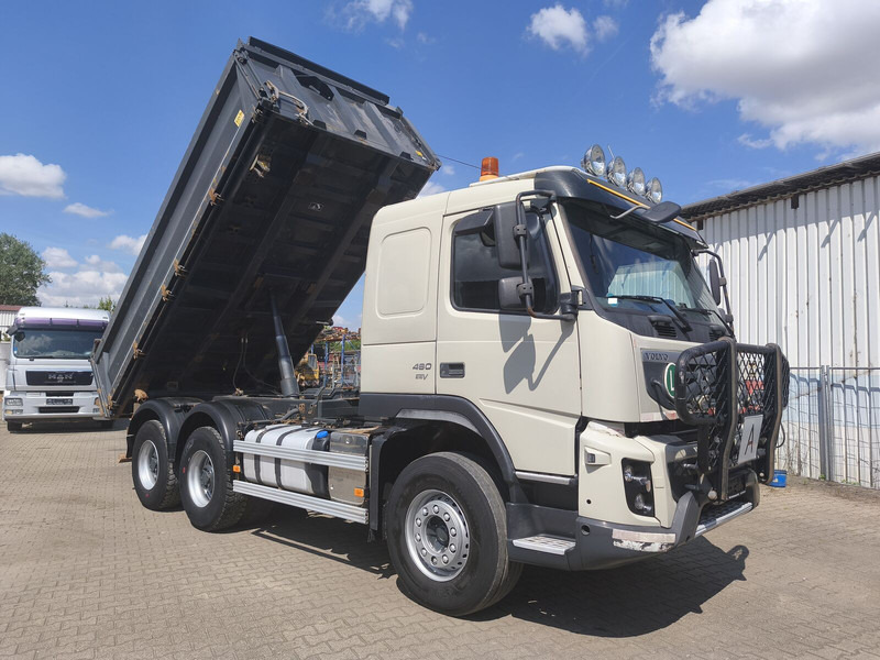 Volvo FMX 460 Meiller Dreiseitenkipper Bordmatik EEV 6x4 AHK (1) - Sklápač: obrázok 4 Volvo FMX 460 Meiller Dreiseitenkipper Bordmatik EEV 6x4 AHK (1) - Sklápač: obrázok 4