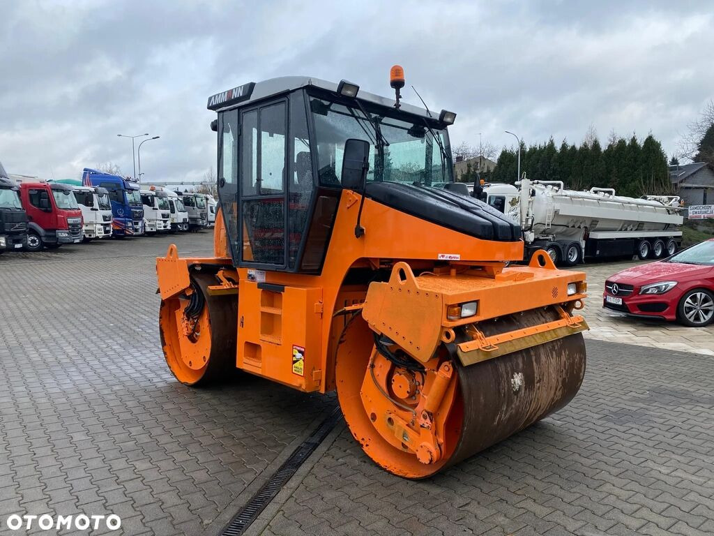 Ammann AV95-2 / Vibrations / 1 Owner / NEW Service Ammann AV95-2 / Vibrations / 1 Owner / NEW Service - Cestný valec: obrázok 2 Ammann AV95-2 / Vibrations / 1 Owner / NEW Service Ammann AV95-2 / Vibrations / 1 Owner / NEW Service - Cestný valec: obrázok 2