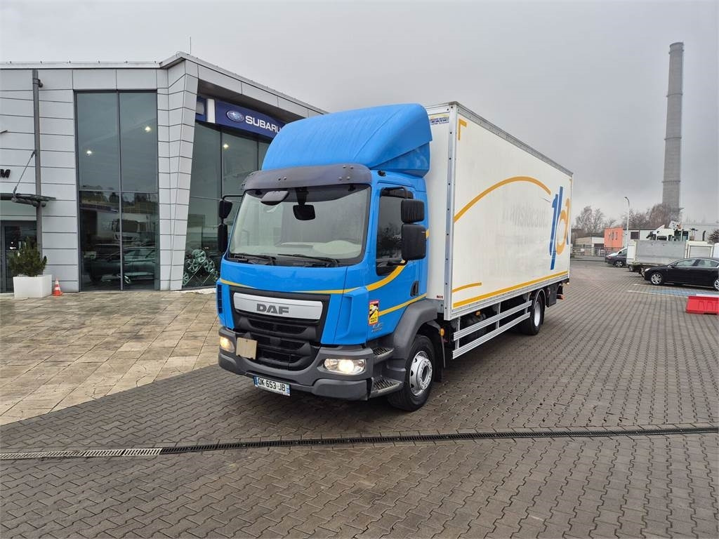 DAF LF 220 / 1 OWNER / SERVICED / SUPER CONDITION! - Skříňový nákladní auto: obrázok 2 DAF LF 220 / 1 OWNER / SERVICED / SUPER CONDITION! - Skříňový nákladní auto: obrázok 2
