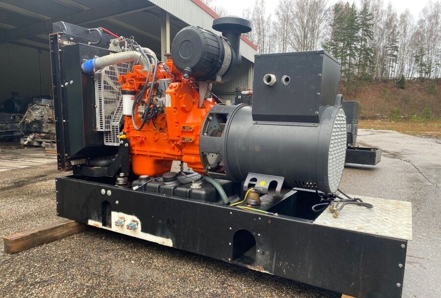 Diversen ECP34 2S4 - Iveco Engine,126kVA,New oils, filters, Mecc Alte ECP34 2S4 - Elektrický generátor: obrázok 1 Diversen ECP34 2S4 - Iveco Engine,126kVA,New oils, filters, Mecc Alte ECP34 2S4 - Elektrický generátor: obrázok 1