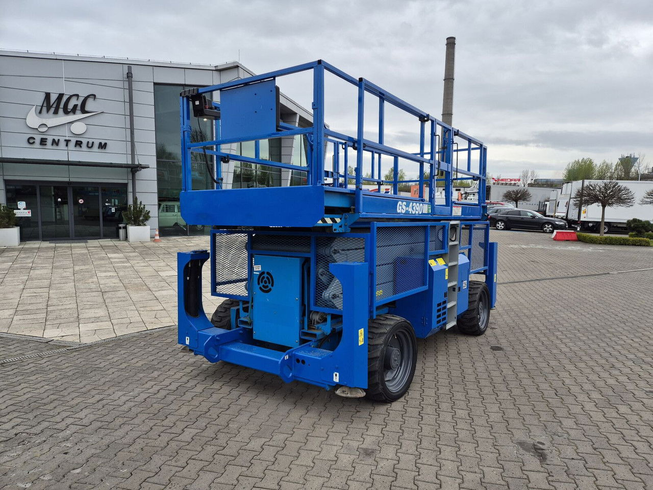 Genie GS 4390 / 15M High / 680KG Load / 1 Owner / Servic ED - Samohybná plošiny: obrázok 4 Genie GS 4390 / 15M High / 680KG Load / 1 Owner / Servic ED - Samohybná plošiny: obrázok 4