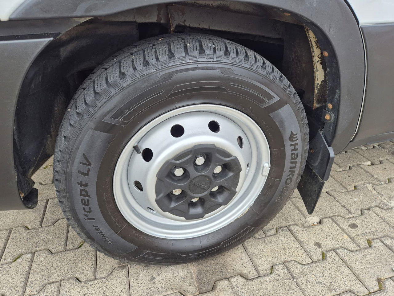 Leasing  Iveco Daily 35 35S15 / Doka / 1 Owner / LOW KM / 7 Seats Iveco Daily 35 35S15 / Doka / 1 Owner / LOW KM / 7 Seats: obrázok 13