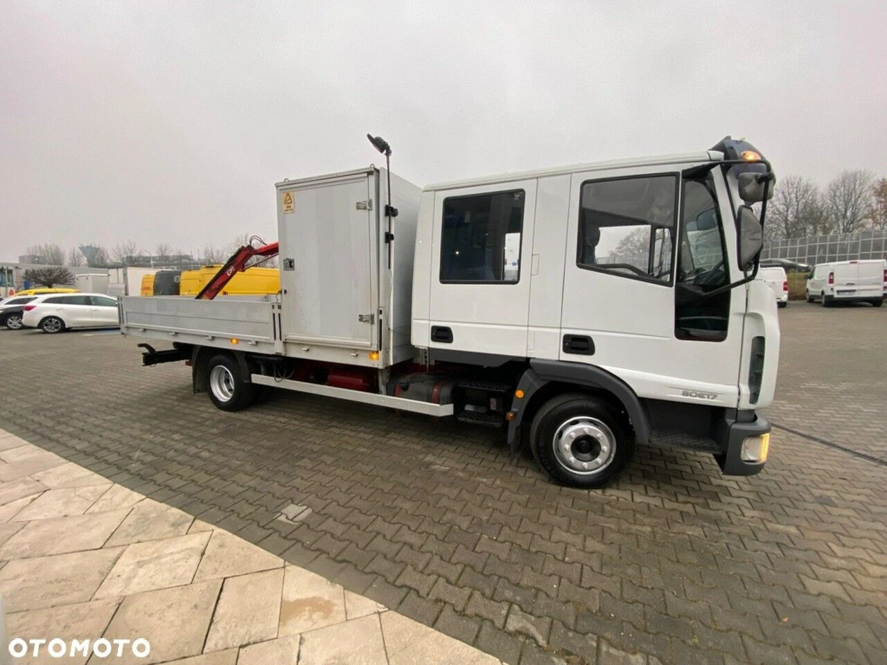 Iveco Eurocargo ML80E17 / HDS HMF / 1 Owner / Doka - Valníkový/ Plošinový nákladný automobil, Auto s hydraulickou rukou: obrázok 2 Iveco Eurocargo ML80E17 / HDS HMF / 1 Owner / Doka - Valníkový/ Plošinový nákladný automobil, Auto s hydraulickou rukou: obrázok 2