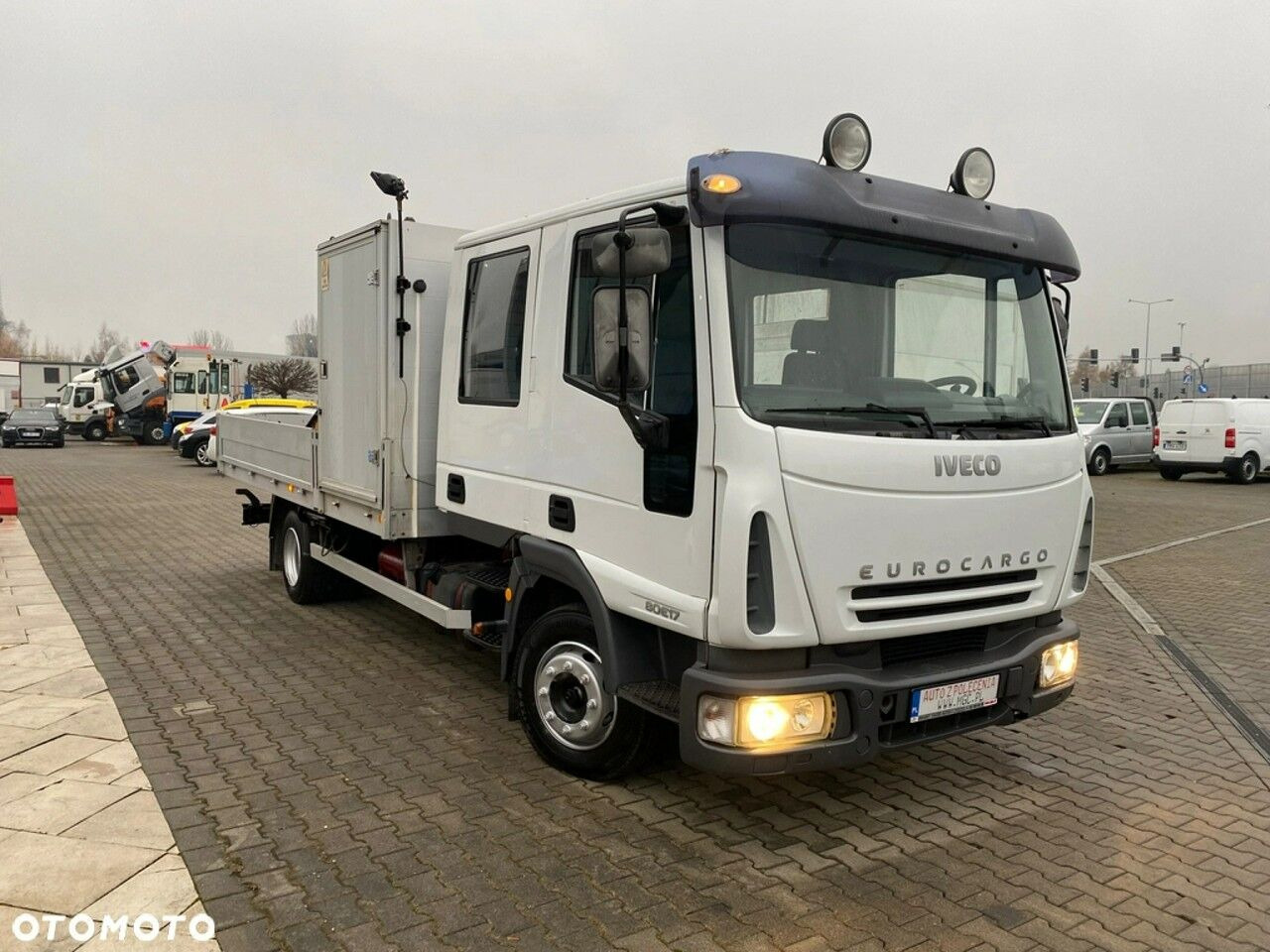 Iveco Eurocargo ML80E17 - Valníkový/ Plošinový nákladný automobil, Auto s hydraulickou rukou: obrázok 5 Iveco Eurocargo ML80E17 - Valníkový/ Plošinový nákladný automobil, Auto s hydraulickou rukou: obrázok 5