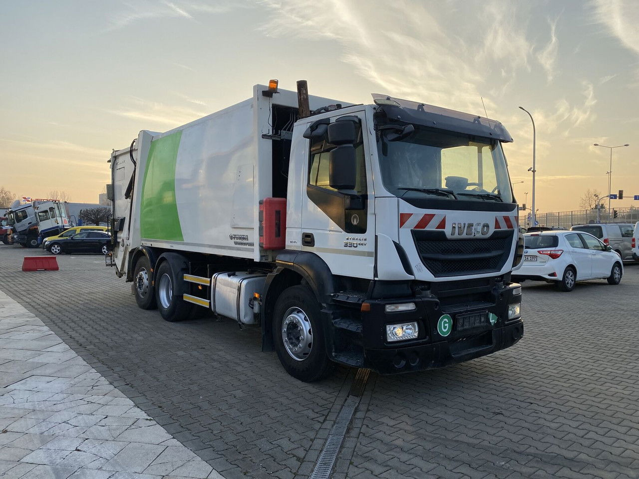 Iveco Stralis 330 EEV / Faun Vario Press 11 27M3 / Service NEW / TOP Iveco Stralis 330 EEV / Faun Vario Press 11 27M3 / Service NEW / TOP - Auto na odvoz odpadu: obrázok 1 Iveco Stralis 330 EEV / Faun Vario Press 11 27M3 / Service NEW / TOP Iveco Stralis 330 EEV / Faun Vario Press 11 27M3 / Service NEW / TOP - Auto na odvoz odpadu: obrázok 1