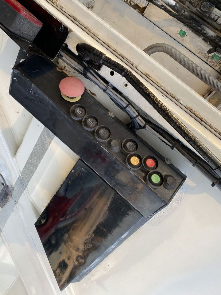 Auto na odvoz odpadu Iveco Stralis 330 EEV: obrázok 17 Auto na odvoz odpadu Iveco Stralis 330 EEV: obrázok 17