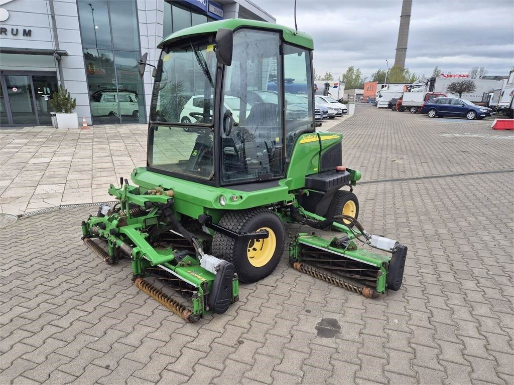 John Deere 1905 4WD / 2010 / SERVICED / CABIN! - Záhradná kosačka: obrázok 1 John Deere 1905 4WD / 2010 / SERVICED / CABIN! - Záhradná kosačka: obrázok 1