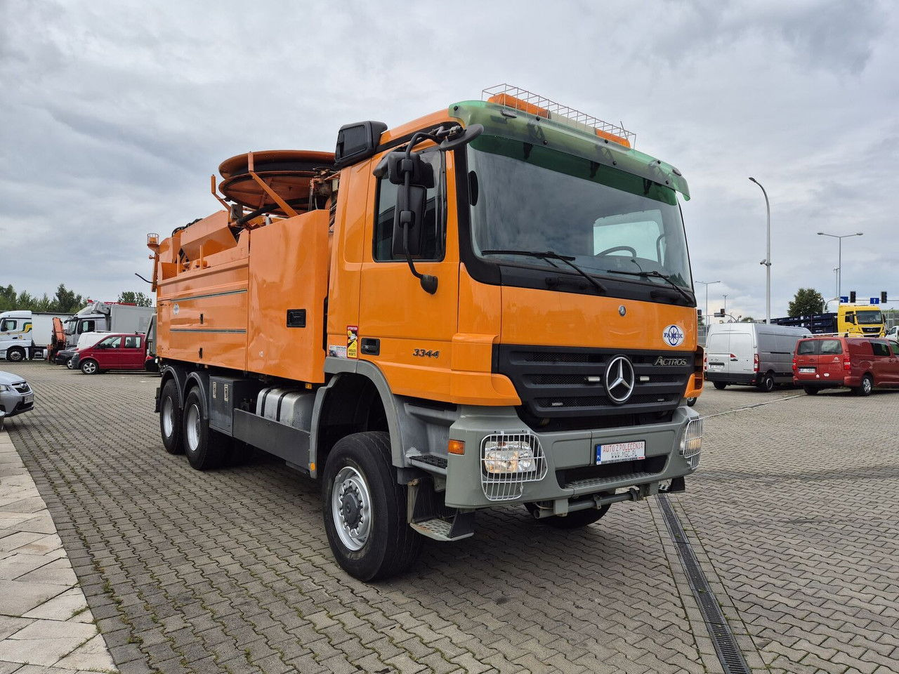 Mercedes-Benz Actros 3344 /6X6 / Wiedemann / Works Great / NO Rust / capt8m3+ - Fekálne vozidlo: obrázok 4 Mercedes-Benz Actros 3344 /6X6 / Wiedemann / Works Great / NO Rust / capt8m3+ - Fekálne vozidlo: obrázok 4