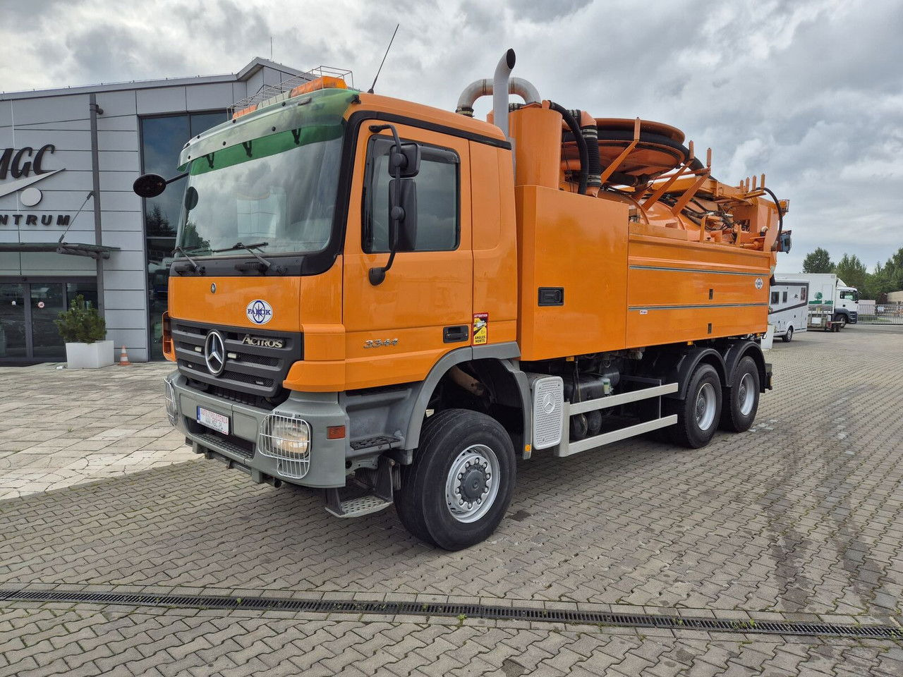 Mercedes-Benz Actros 3344 /6X6 / Wiedemann / Works Great / NO Rust / capt8m3+ - Fekálne vozidlo: obrázok 1 Mercedes-Benz Actros 3344 /6X6 / Wiedemann / Works Great / NO Rust / capt8m3+ - Fekálne vozidlo: obrázok 1