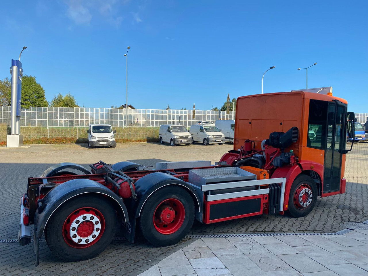 Mercedes-Benz Econic 2628 Eqonic 2628 - 1 Owner / LOW KM / Works Great - Podvozek s kabinou: obrázok 2 Mercedes-Benz Econic 2628 Eqonic 2628 - 1 Owner / LOW KM / Works Great - Podvozek s kabinou: obrázok 2