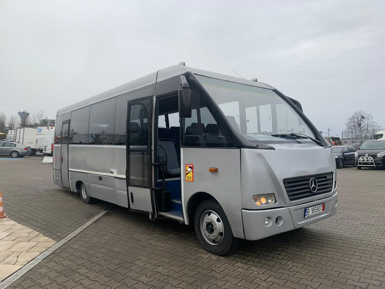 Mercedes-Benz Vario 814D, Mediano, Cibro, Vario,33 seats, E4, Wide Body - Prímestský autobus: obrázok 2 Mercedes-Benz Vario 814D, Mediano, Cibro, Vario,33 seats, E4, Wide Body - Prímestský autobus: obrázok 2