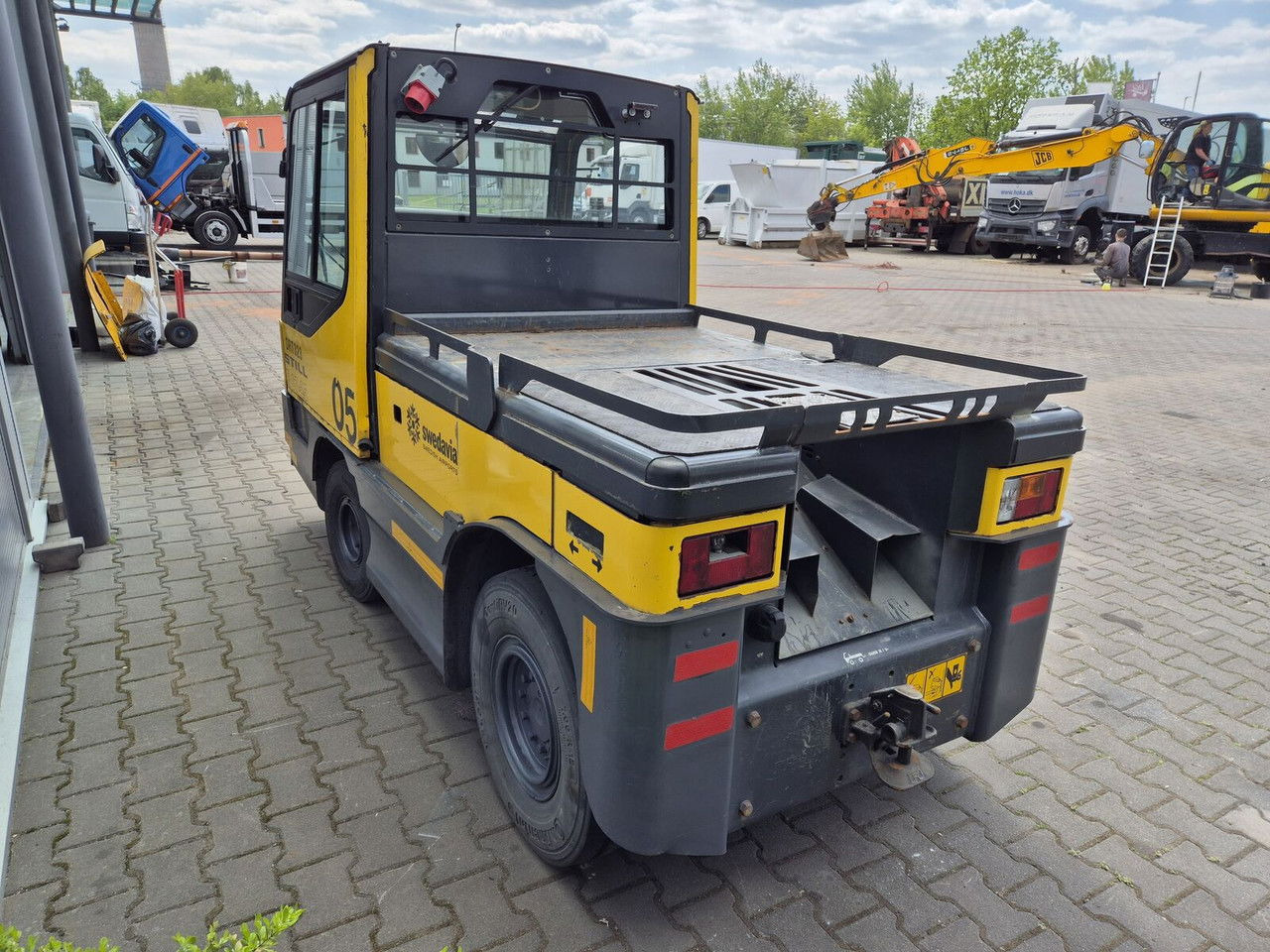 STILL R 07-25 , NO Battery , NEW Tires - Elektricky tahač: obrázok 3 STILL R 07-25 , NO Battery , NEW Tires - Elektricky tahač: obrázok 3