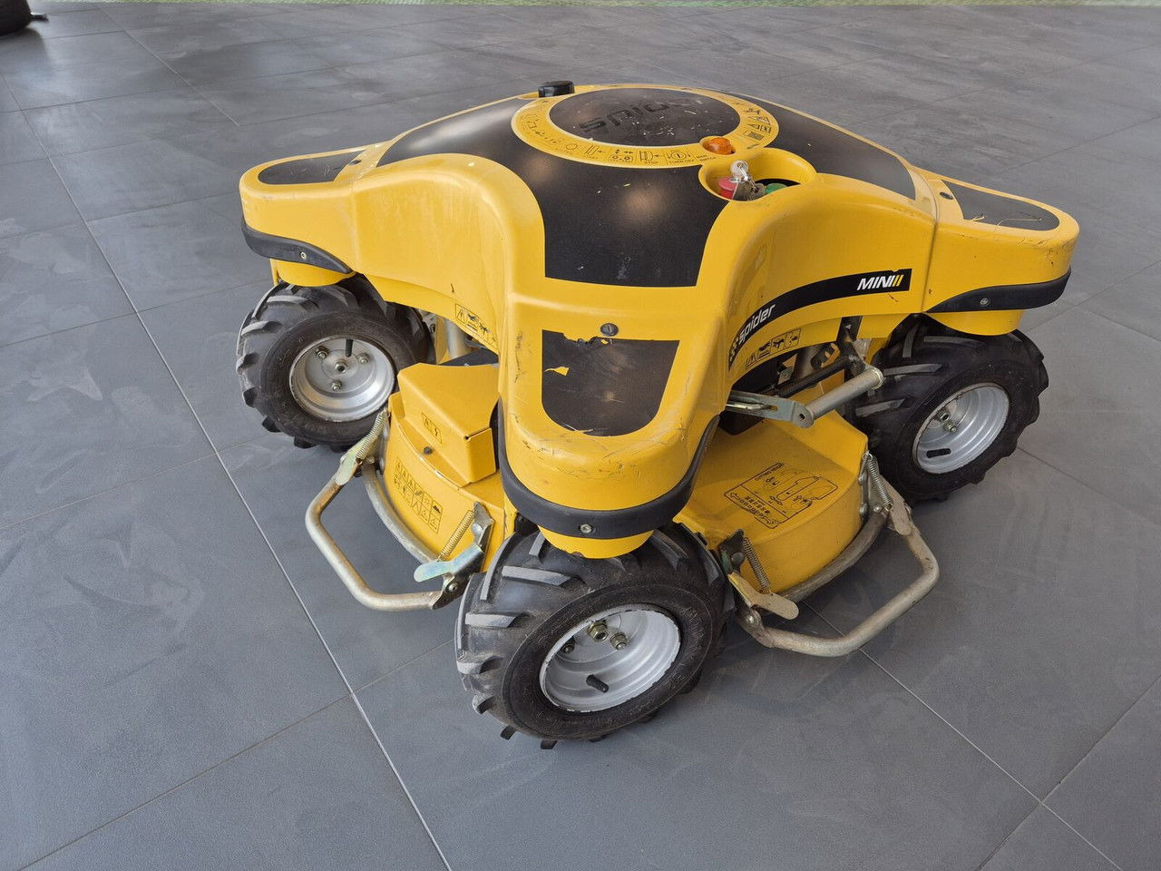 Spider MINI Mini Spider II / 4X4 / NEW Service / Works Great - Záhradná kosačka: obrázok 5 Spider MINI Mini Spider II / 4X4 / NEW Service / Works Great - Záhradná kosačka: obrázok 5