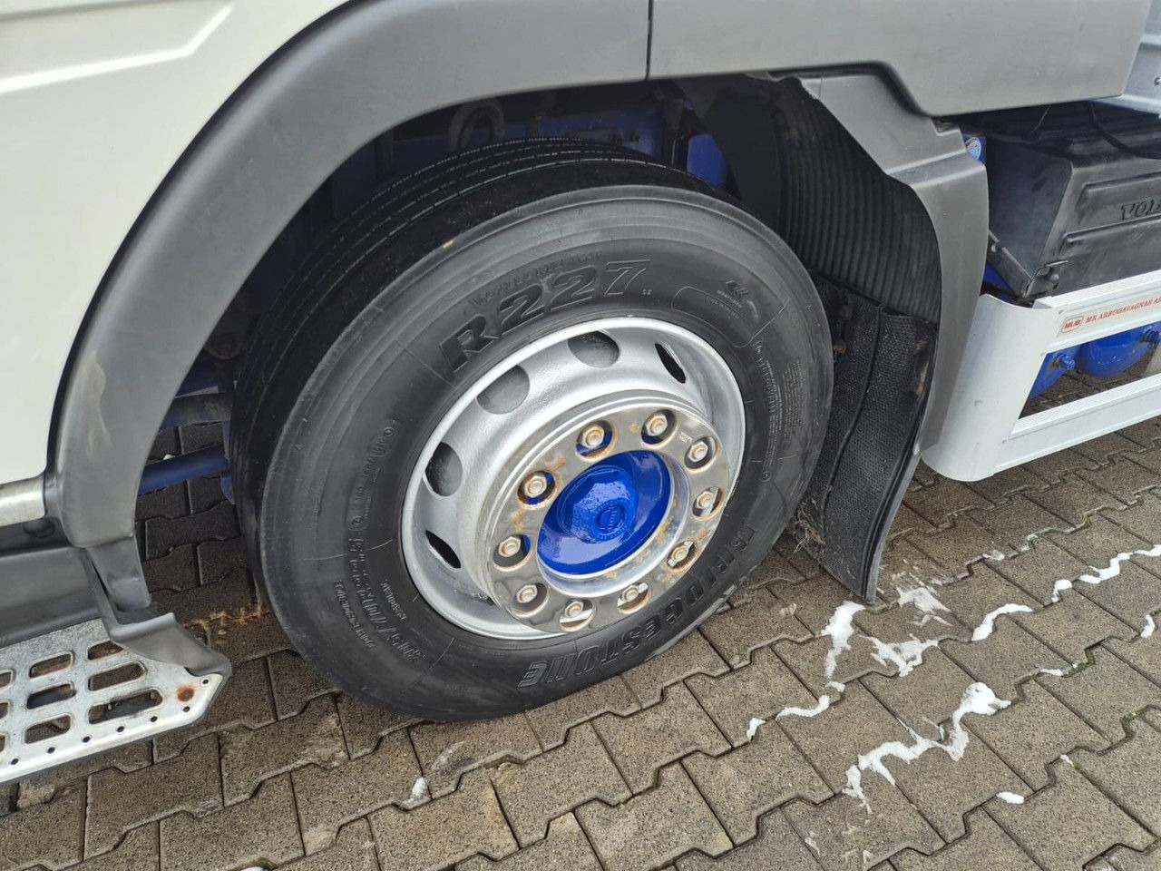 Leasing VOLVO FM 7 5 Horses / 3 People Live Cabin / 1 Owner / Serviced VOLVO FM 7 5 Horses / 3 People Live Cabin / 1 Owner / Serviced: obrázok 13