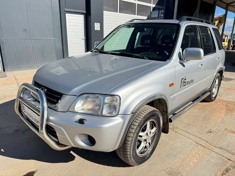 Honda CRV 2.0 - Petrol - AIR Condition - 5 Doors - SUV: obrázok 1 Honda CRV 2.0 - Petrol - AIR Condition - 5 Doors - SUV: obrázok 1