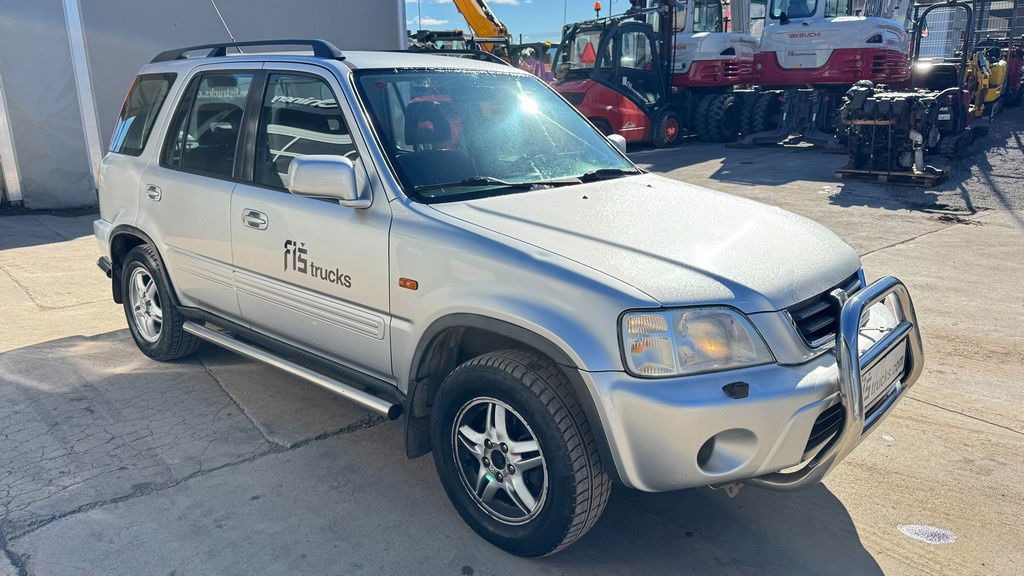 Honda CRV 2.0 - Petrol - AIR Condition - 5 Doors - SUV: obrázok 3 Honda CRV 2.0 - Petrol - AIR Condition - 5 Doors - SUV: obrázok 3