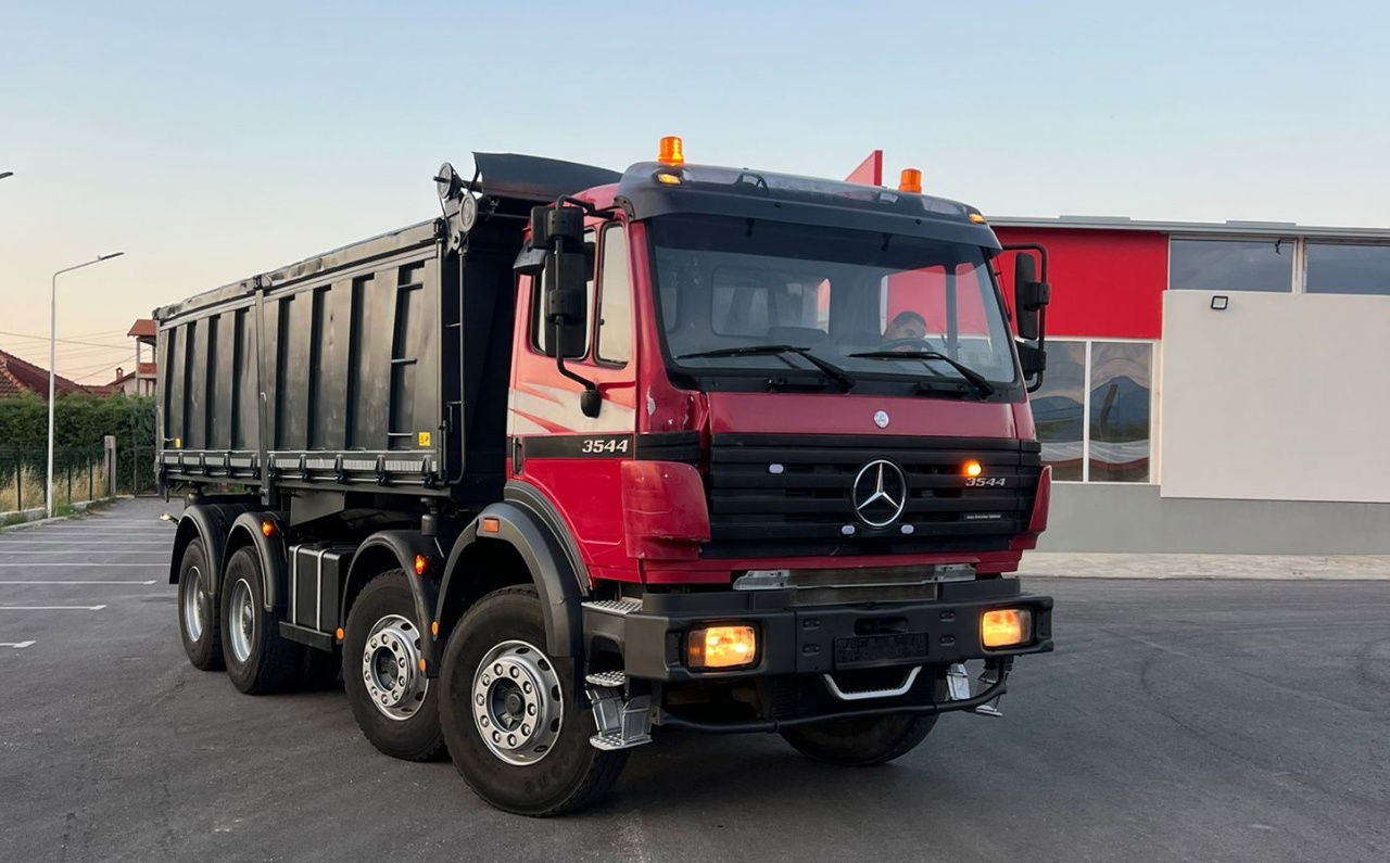 Mercedes-Benz SK 3544 8X4 K tipper - AC - retarder - Iné stroje: obrázok 2 Mercedes-Benz SK 3544 8X4 K tipper - AC - retarder - Iné stroje: obrázok 2