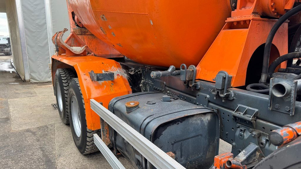 MAN 26.272 6x4 mixer - 7M3 - full spring - Domiešavač: obrázok 4 MAN 26.272 6x4 mixer - 7M3 - full spring - Domiešavač: obrázok 4