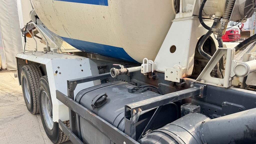 MAN FE 410A 6x4 mixer - 7m3 - euro 3 - Domiešavač: obrázok 4 MAN FE 410A 6x4 mixer - 7m3 - euro 3 - Domiešavač: obrázok 4