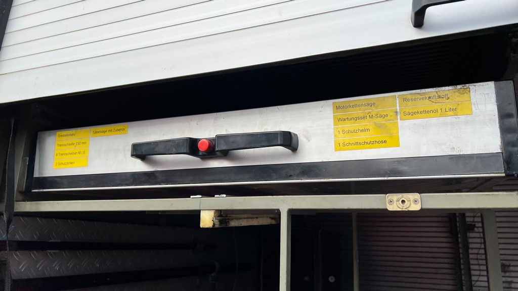 Hasičské vozidlo Mercedes-Benz 1622 4x2 43.000km winch: obrázok 14