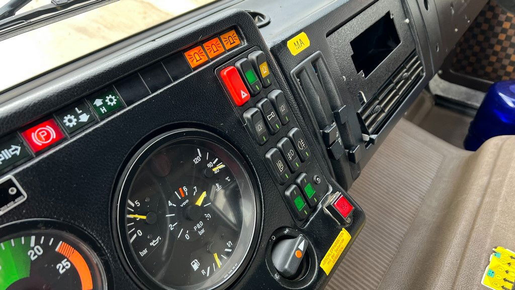 Hasičské vozidlo Mercedes-Benz 1622 4x2 43.000km winch: obrázok 29