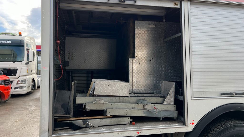 Hasičské vozidlo Mercedes-Benz 1622 4x2 43.000km winch: obrázok 13