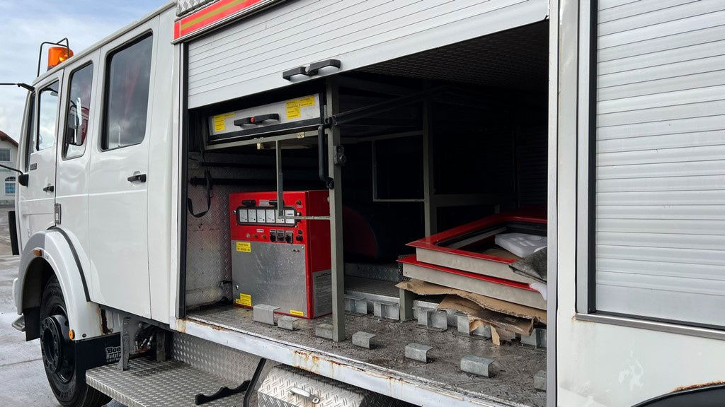 Hasičské vozidlo Mercedes-Benz 1622 4x2 43.000km winch: obrázok 8