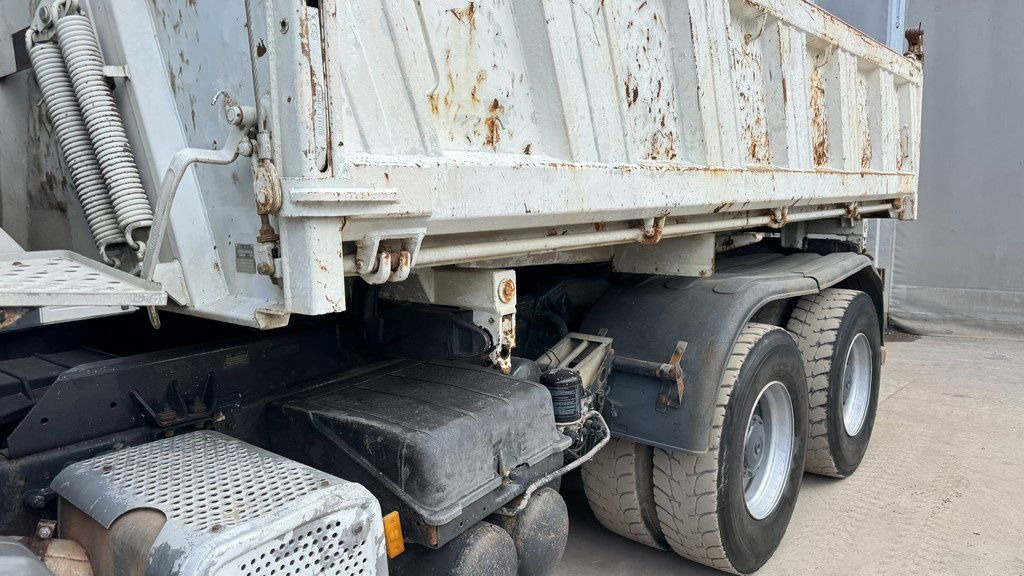 Mercedes-Benz Actros 2643 K 6x4 meiller tipper - Sklápač: obrázok 3 Mercedes-Benz Actros 2643 K 6x4 meiller tipper - Sklápač: obrázok 3