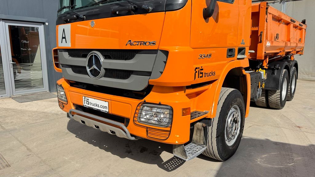 Mercedes-Benz Actros 3346 K 6x4 bordmatic - 3 pedals - Sklápač: obrázok 2 Mercedes-Benz Actros 3346 K 6x4 bordmatic - 3 pedals - Sklápač: obrázok 2