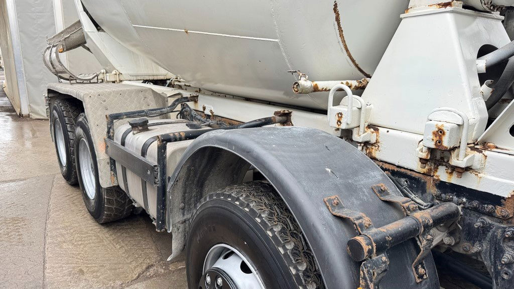 Mercedes-Benz Actros 3536 8x4 stetter schwing mixer 9m3 - Domiešavač: obrázok 5 Mercedes-Benz Actros 3536 8x4 stetter schwing mixer 9m3 - Domiešavač: obrázok 5