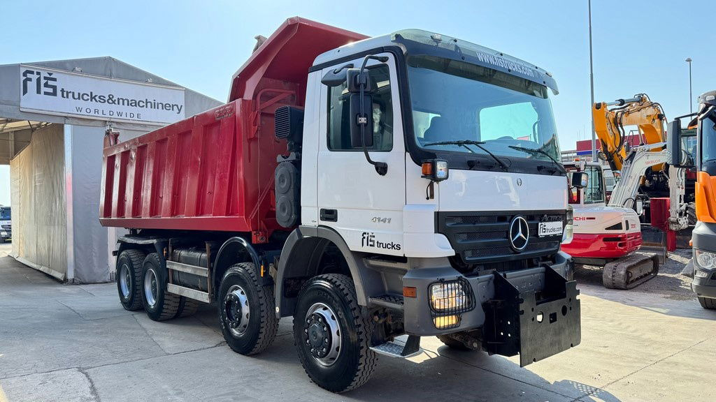 Mercedes-Benz Actros 4141 K 8x6 tipper - 19m3 - Sklápač: obrázok 3 Mercedes-Benz Actros 4141 K 8x6 tipper - 19m3 - Sklápač: obrázok 3