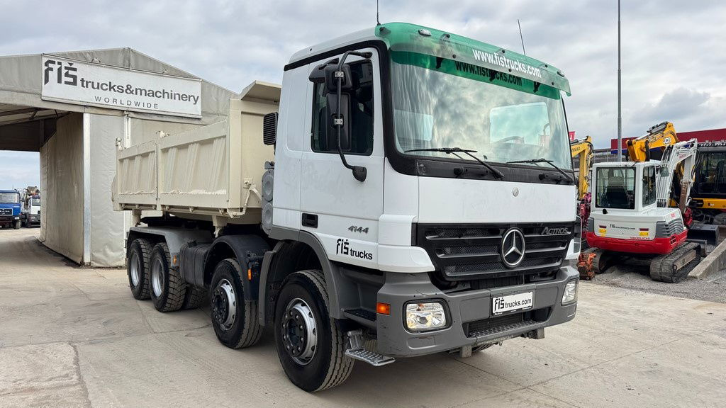 Mercedes-Benz Actros 4144 K 8x4 3 sided tipper - 1st owner - Sklápač: obrázok 3 Mercedes-Benz Actros 4144 K 8x4 3 sided tipper - 1st owner - Sklápač: obrázok 3
