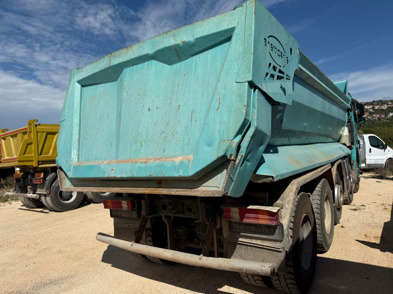 Mercedes-Benz Actros 4448 10x4 mulda tipper - euro 5 - lifting axle - Sklápač: obrázok 4 Mercedes-Benz Actros 4448 10x4 mulda tipper - euro 5 - lifting axle - Sklápač: obrázok 4