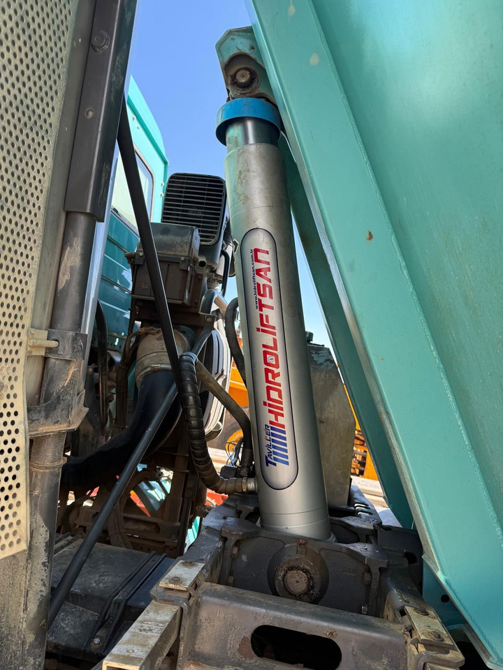 Mercedes-Benz Actros 4448 10x4 mulda tipper - euro 5 - lifting axle - Sklápač: obrázok 5 Mercedes-Benz Actros 4448 10x4 mulda tipper - euro 5 - lifting axle - Sklápač: obrázok 5