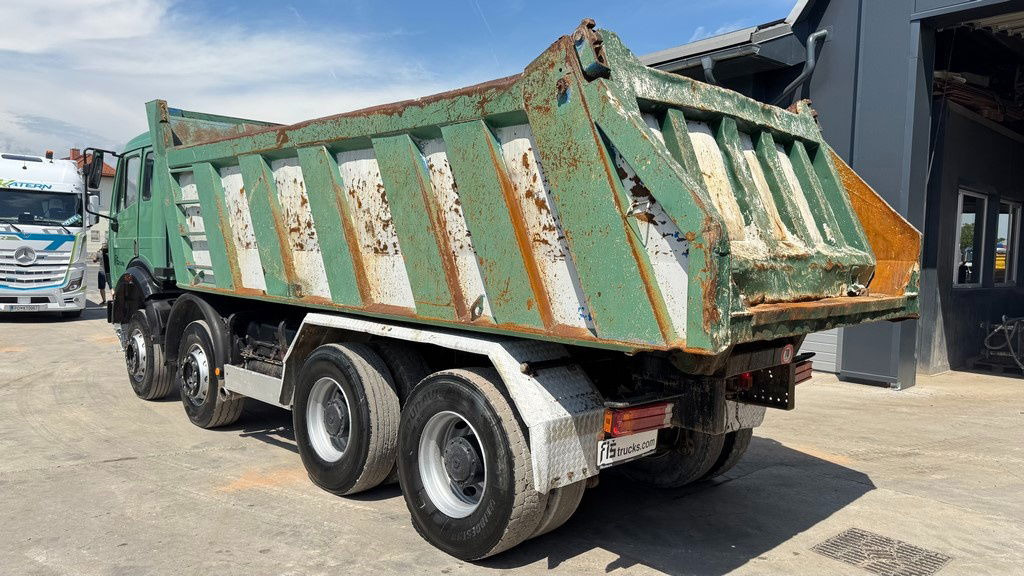 Mercedes-Benz SK 3235 8X4 tipper - V8 - Sklápač: obrázok 5 Mercedes-Benz SK 3235 8X4 tipper - V8 - Sklápač: obrázok 5