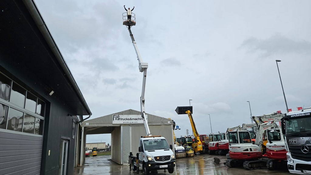 Automobilová plošina Mercedes-Benz Sprinter S 516 CDI - paflinger platform 24m - AC: obrázok 13 Automobilová plošina Mercedes-Benz Sprinter S 516 CDI - paflinger platform 24m - AC: obrázok 13