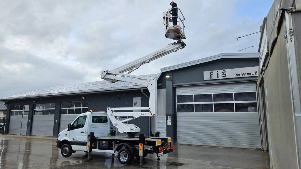 Automobilová plošina Mercedes-Benz Sprinter S 516 CDI - paflinger platform 24m - AC: obrázok 11 Automobilová plošina Mercedes-Benz Sprinter S 516 CDI - paflinger platform 24m - AC: obrázok 11