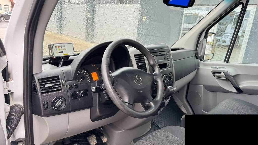 Automobilová plošina Mercedes-Benz Sprinter S 516 CDI - paflinger platform 24m - AC: obrázok 29 Automobilová plošina Mercedes-Benz Sprinter S 516 CDI - paflinger platform 24m - AC: obrázok 29